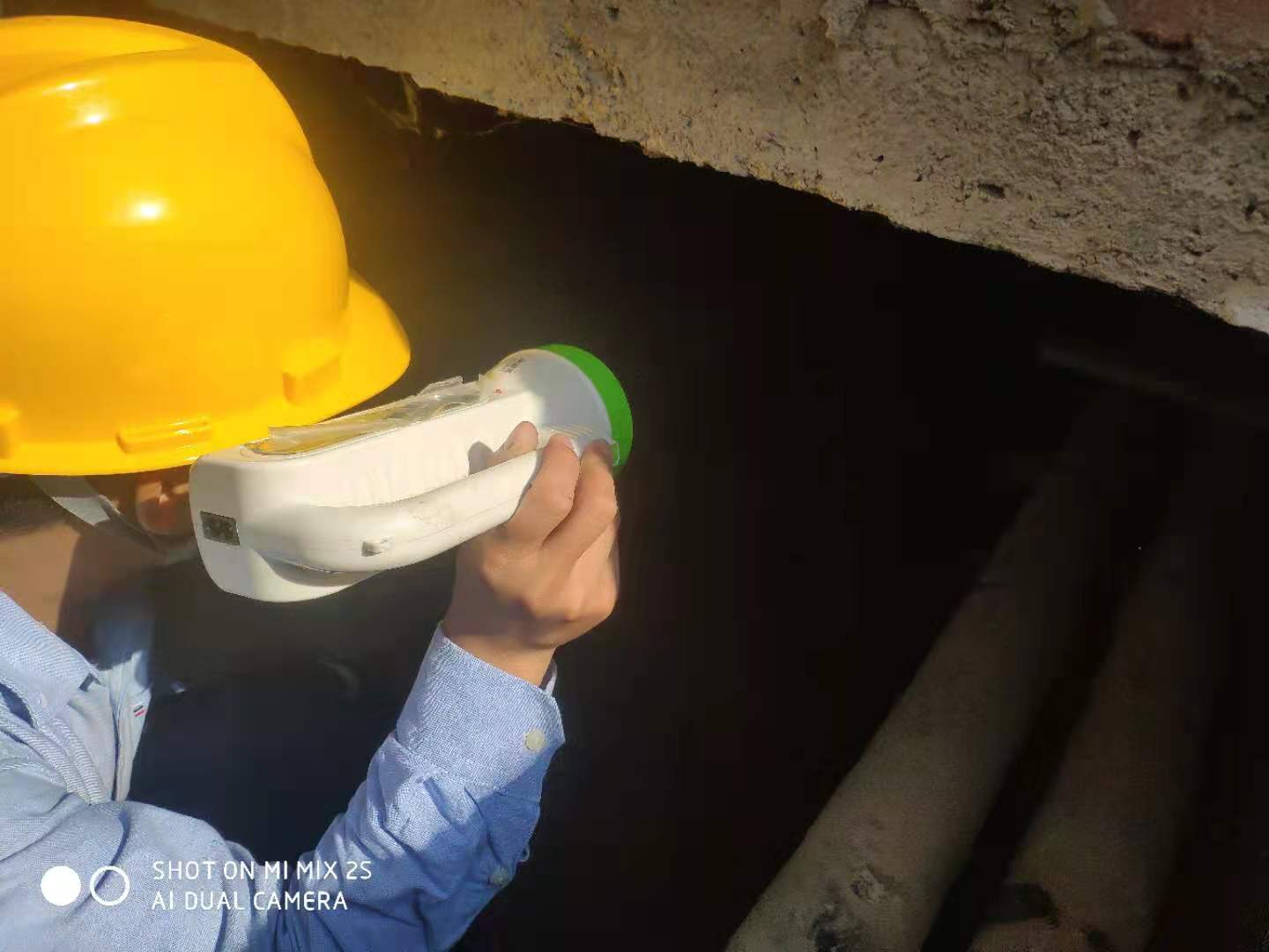 【水發(fā)能源】繃緊防汛弦，筑牢安全堤——中穆電站開展防汛專項檢查2.jpg